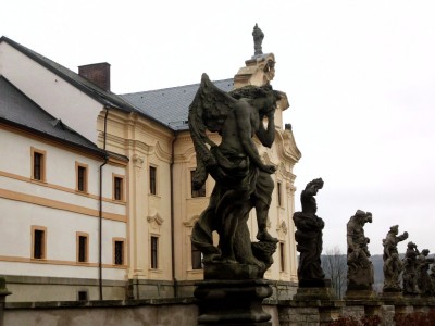 Kuks (Kukus) - Insel barocker Kunst